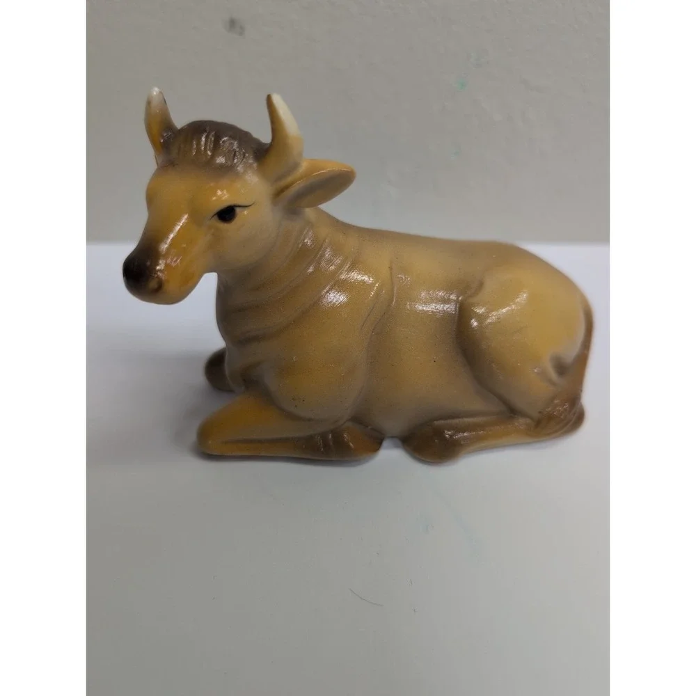 Laying Cow Vintage Porcelain Christmas Nativity Animal Figurine